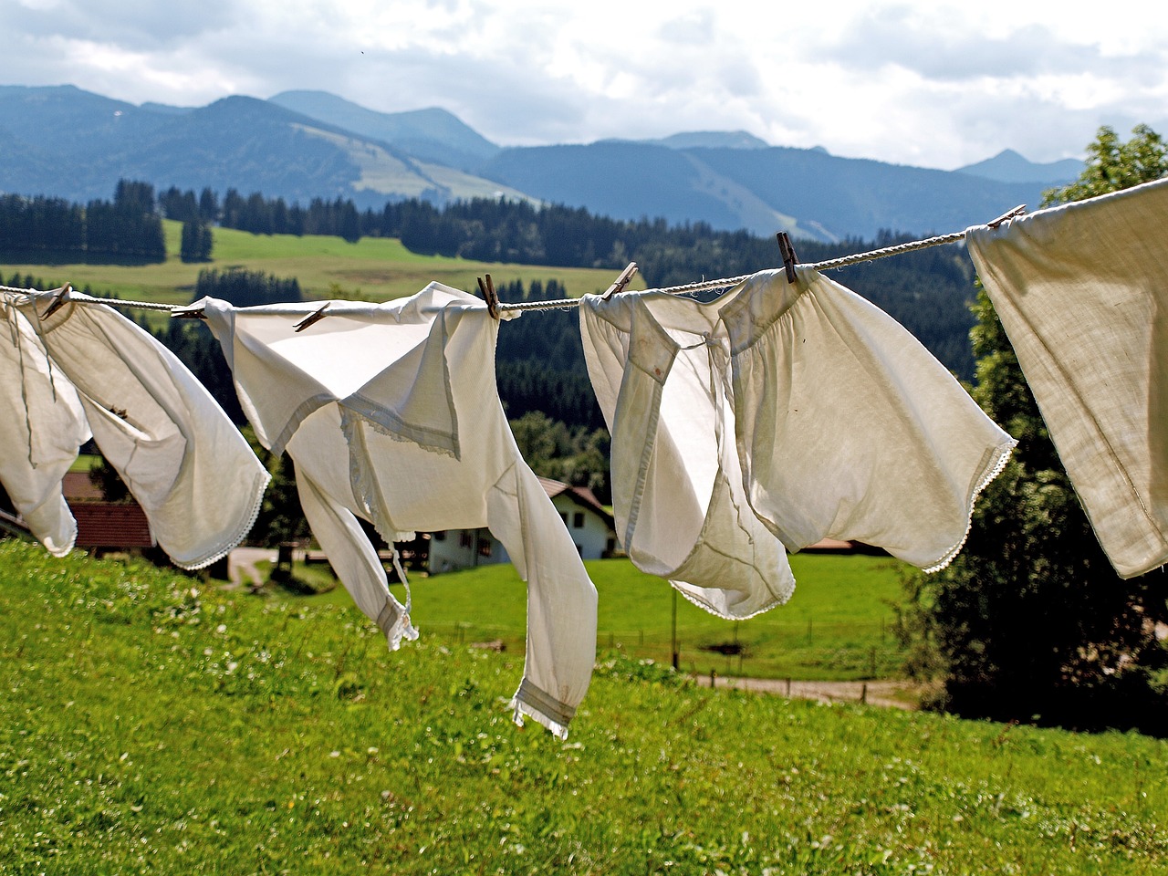 laundry-963150_1280.jpg